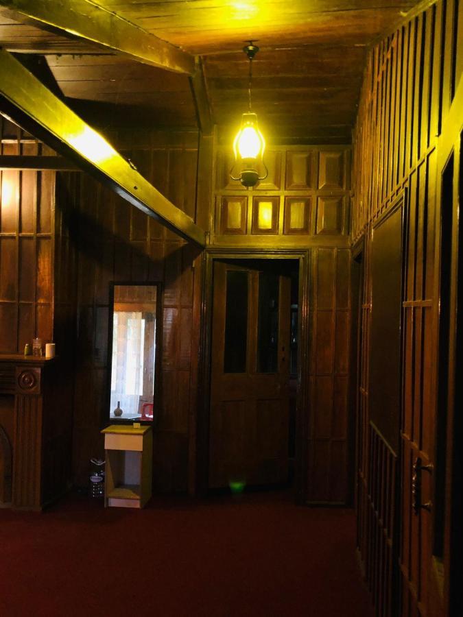 Bob'S Woodside Bungalow Hotel อูตี ภายนอก รูปภาพ